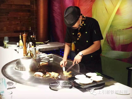 Elektromagnetik Semi - Lingkaran Teppanyaki Grill Cooktop Delapan Kursi